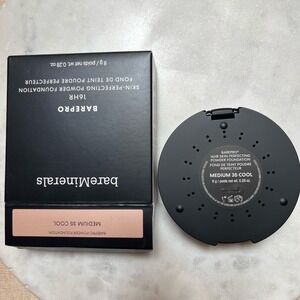 New bareMinerals Barepro MEDIUM 35 COOL 16HR Skin-Perfecting Powder Foundation